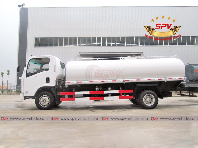 Water Tanker Truck ISUZU - LS
